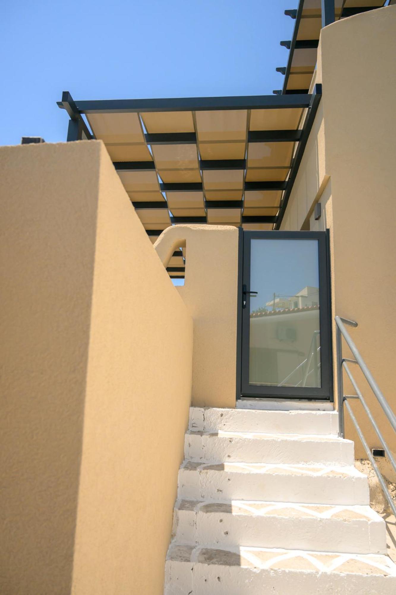 Olive Green Studios And Apartments Plomari ภายนอก รูปภาพ